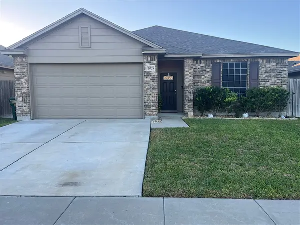 3005 Astros Way, Corpus Christi, TX 78410