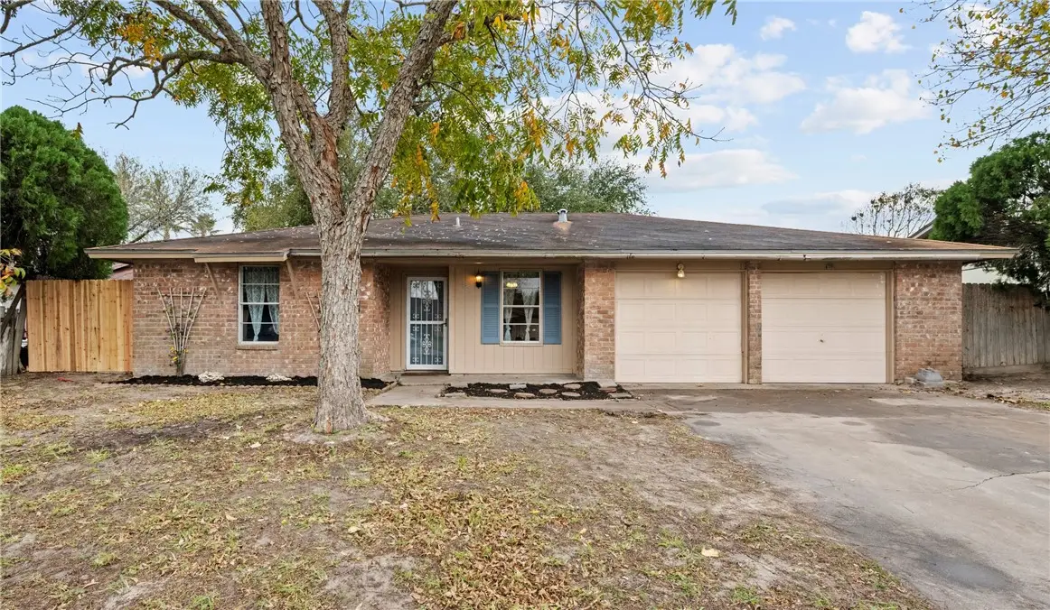 425 Vega Drive, Corpus Christi, TX 78418 - Image #1