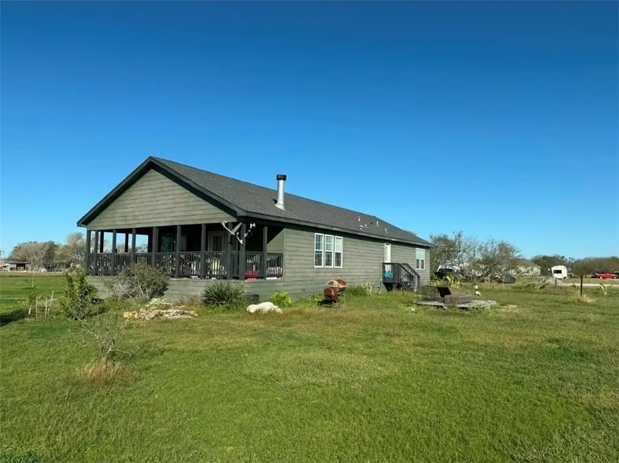 7100 County Road 4167, Tradewinds, TX 78374 - Image #2