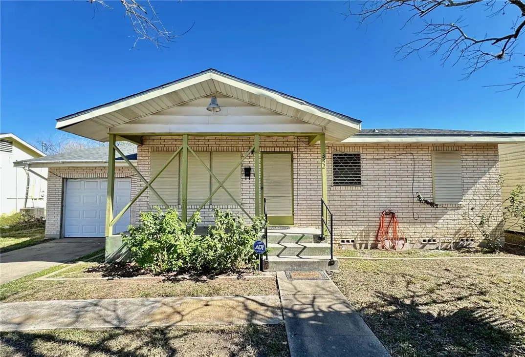 332 William Street, Kingsville, TX 78363 - Image #1