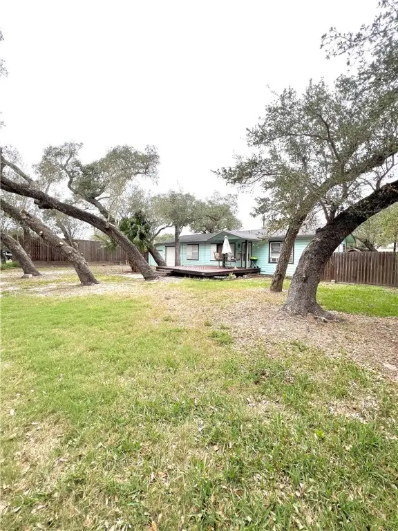 109 Palm Street, Rockport, TX 78382 - Image #3