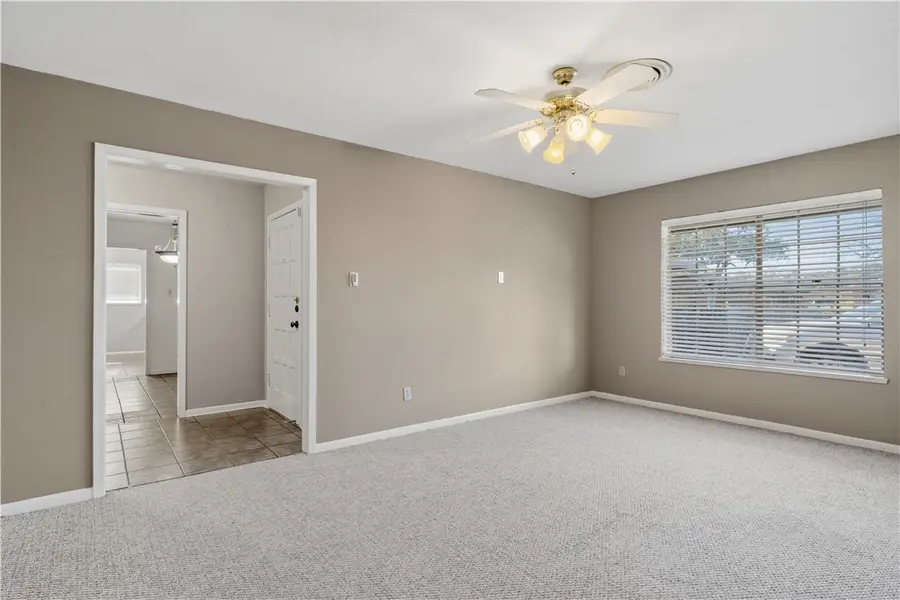 6110 Coralridge Drive, Corpus Christi, TX 78413 - Image #3