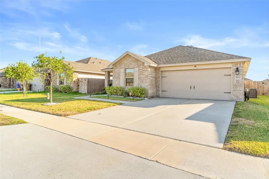 7817 Bullrider Drive, Corpus Christi, TX 78414 - Image #1