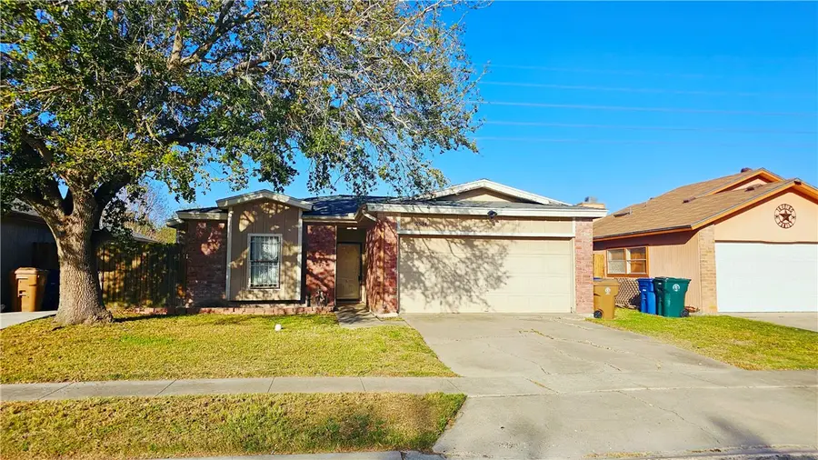 2534 Cresterrace Drive, Corpus Christi, TX 78415 - Image #2