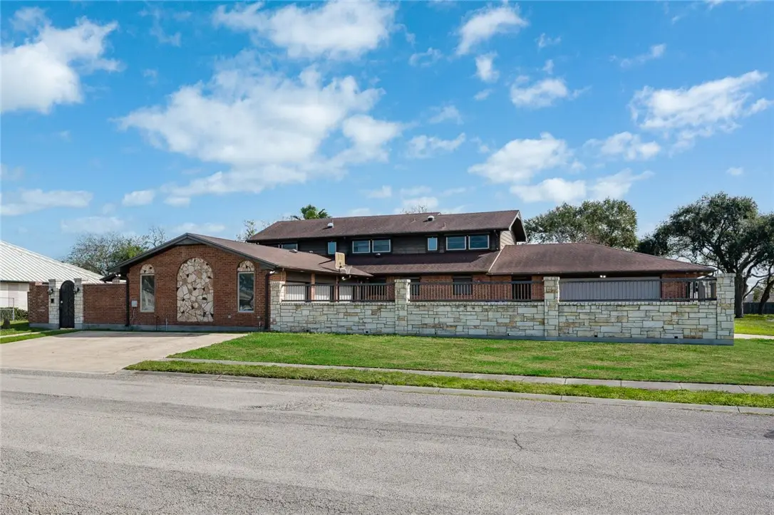 5914 Parkland Drive, Corpus Christi, TX 78413 - Image #1
