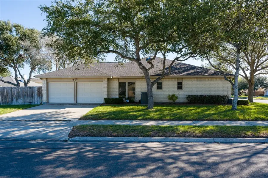 425 Seco Drive, Portland, TX 78374 - Image #2