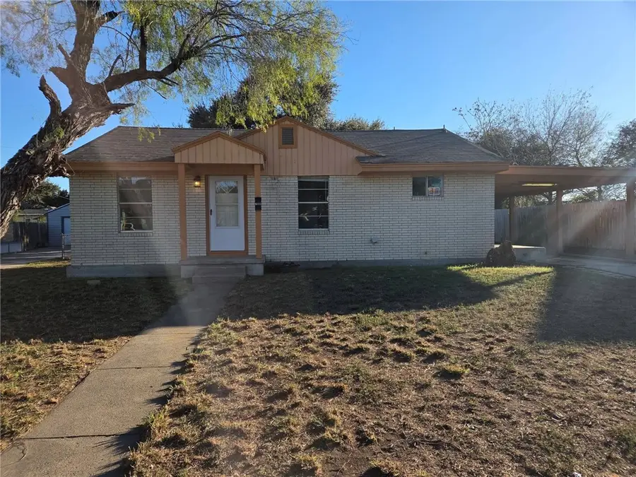 709 E Caesar Avenue, Kingsville, TX 78363 - Image #2