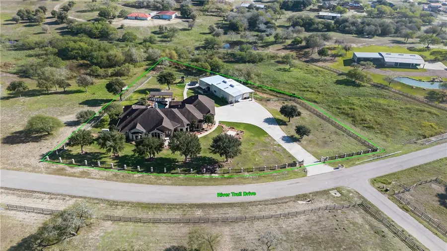 5488 River Trail Drive, Robstown, TX 78380 - Image #2