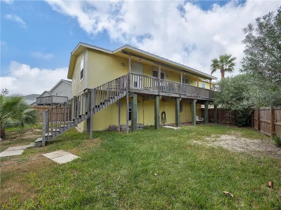 617 Pelican Circle, Port Aransas, TX 78373 - Image #2