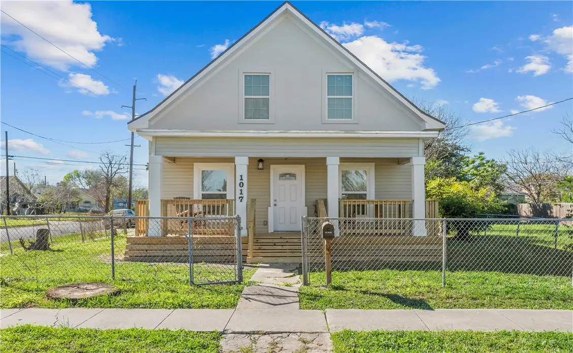 1017 12th Street, Corpus Christi, TX 78404 - Image #1