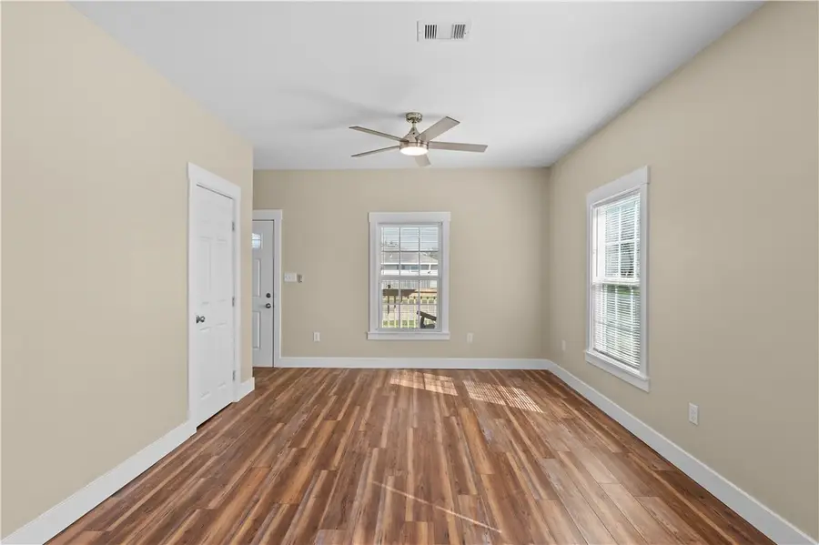 1017 12th Street, Corpus Christi, TX 78404 - Image #3