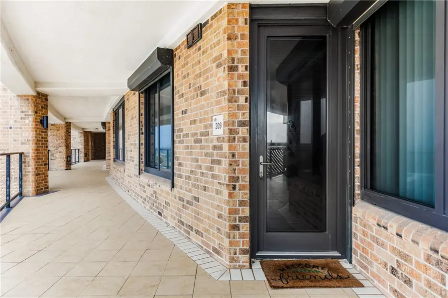 720 Access Road 1-a #209, Port Aransas, TX 78373 - Image #2