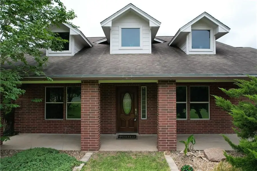 125 Red Bird, Beeville, TX 78102 - Image #3