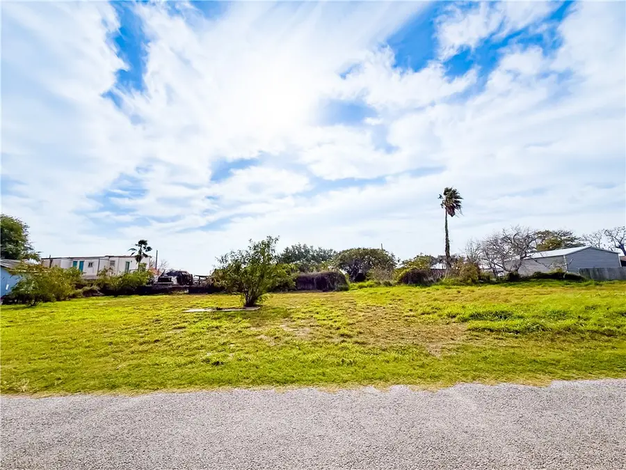 437 Judie, Corpus Christi, TX 78418 - Image #2