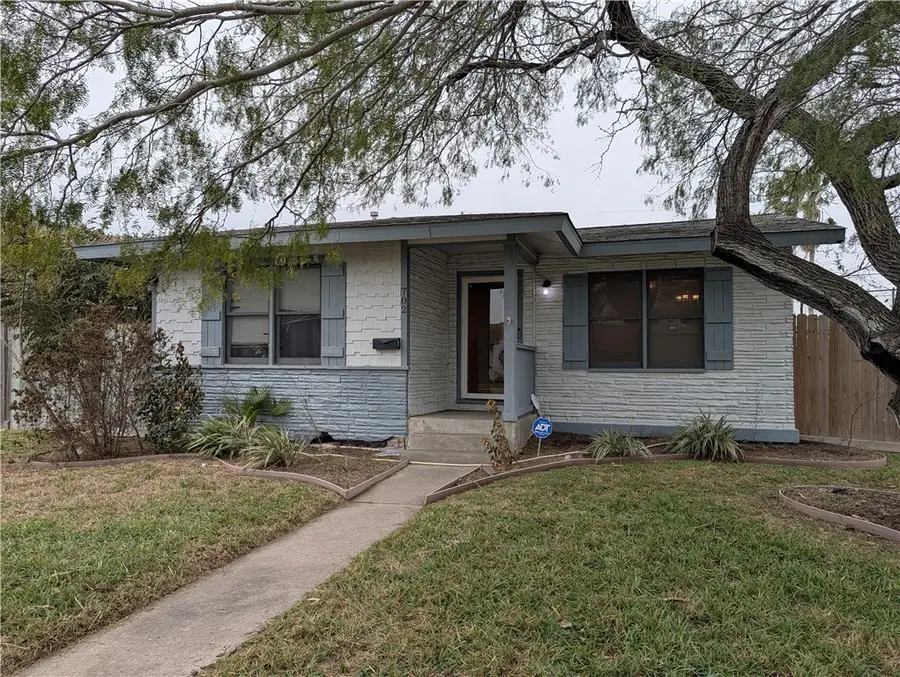 702 Sharon Drive, Corpus Christi, TX 78412 - Image #2