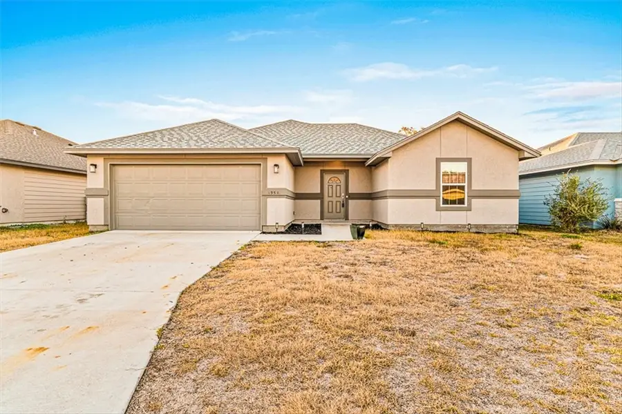 1954 Admiral Lane, Aransas Pass, TX 78336 - Image #2