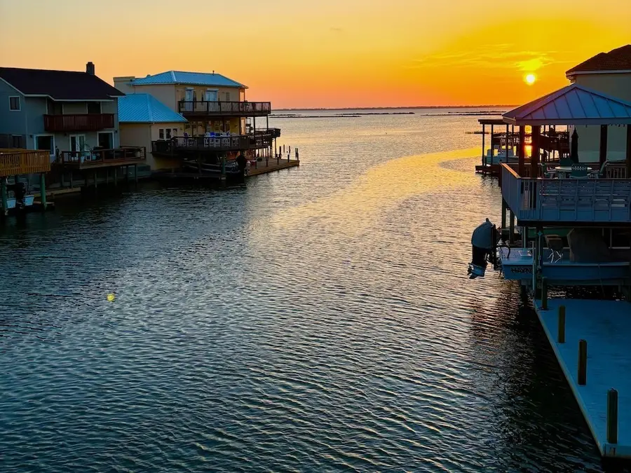 13525 Bullion Court, Corpus Christi, TX 78418 - Image #3