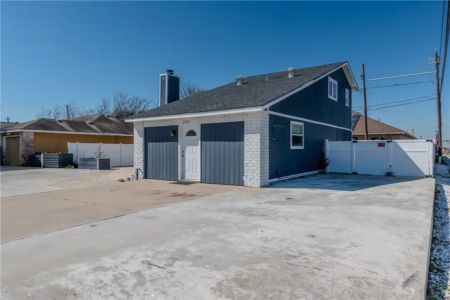 2301 Vialoux Drive, Corpus Christi, TX 78418 - Image #2