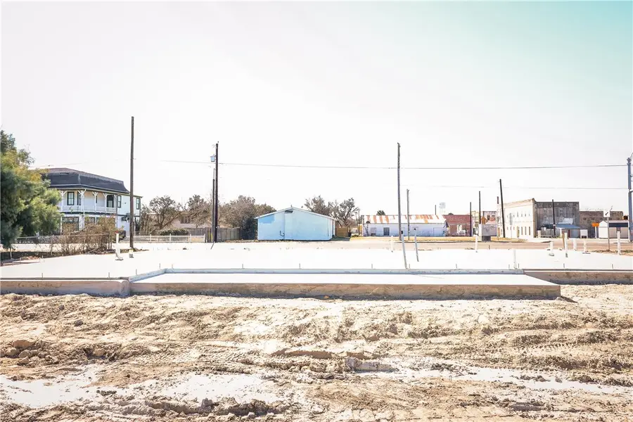 110 N Dr E E Dunlap Street, San Diego, TX 78384 - Image #2