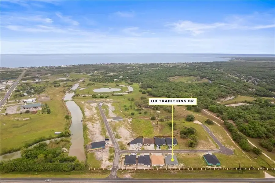 113 Traditions Drive, Rockport, TX 78382 - Image #3
