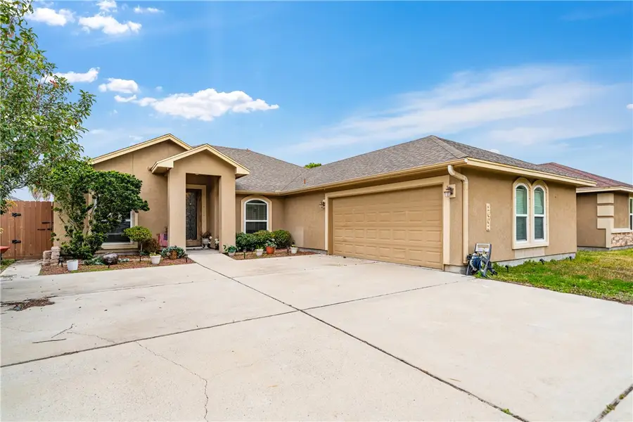 2602 Retta Drive, Corpus Christi, TX 78418 - Image #2