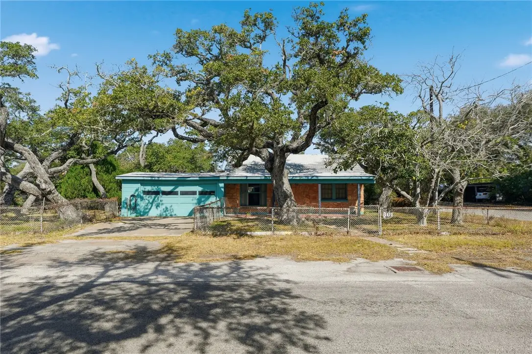 301 Laurel Street, Fulton, TX 78358 - #1