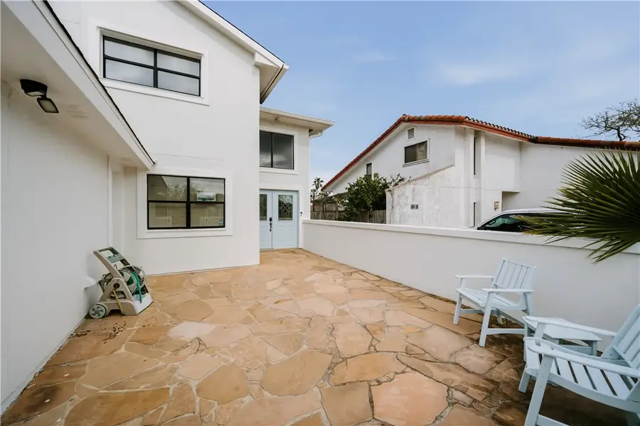 14022 N Cabana Street, Corpus Christi, TX 78418 - Image #2