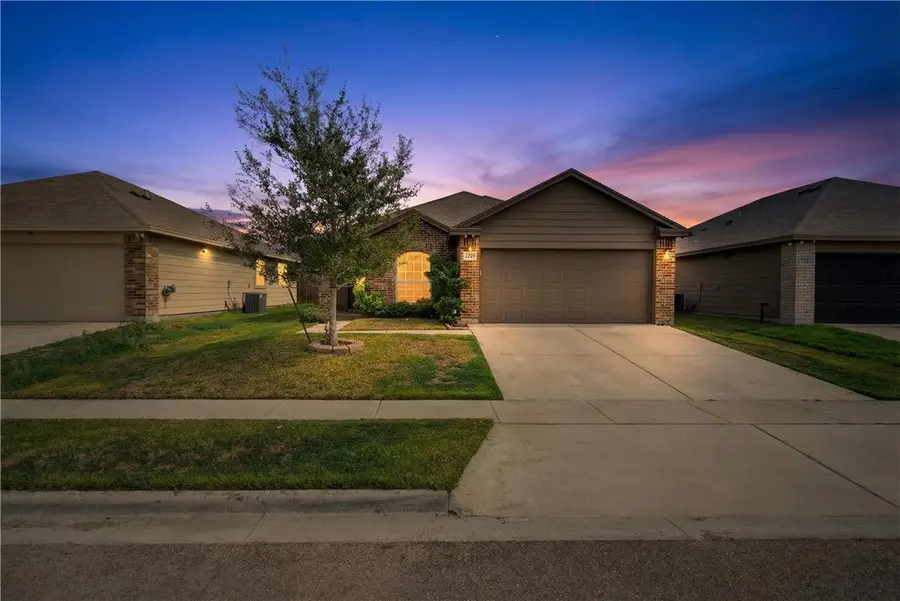 7518 Loyd Neal Drive, Corpus Christi, TX 78414 - #2