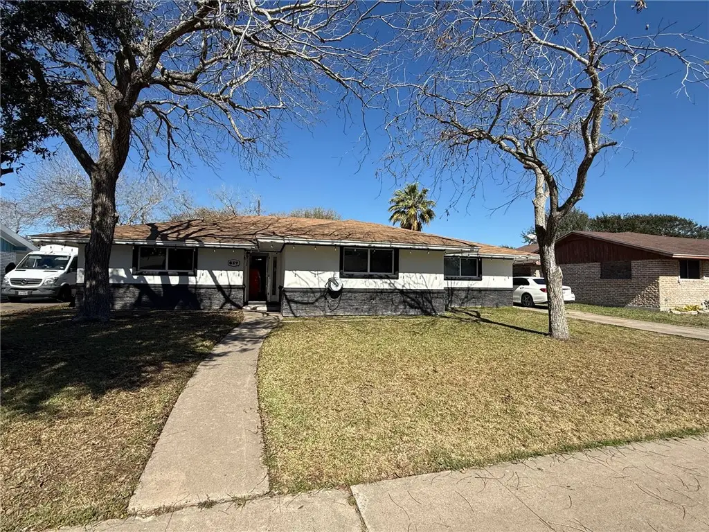 217 Pecos Street, Portland, TX 78374 - Image #1