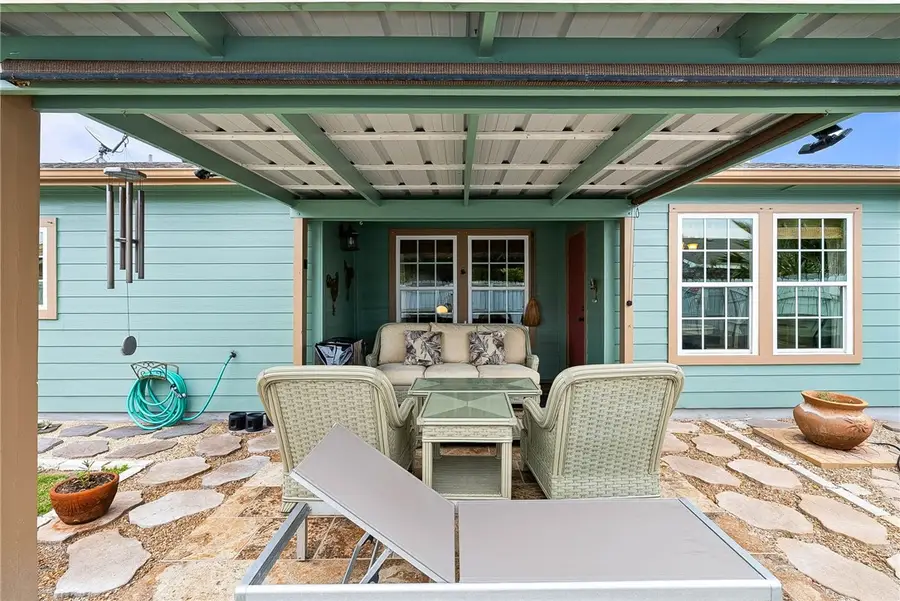 117 Treasure Street, Rockport, TX 78382 - Image #2