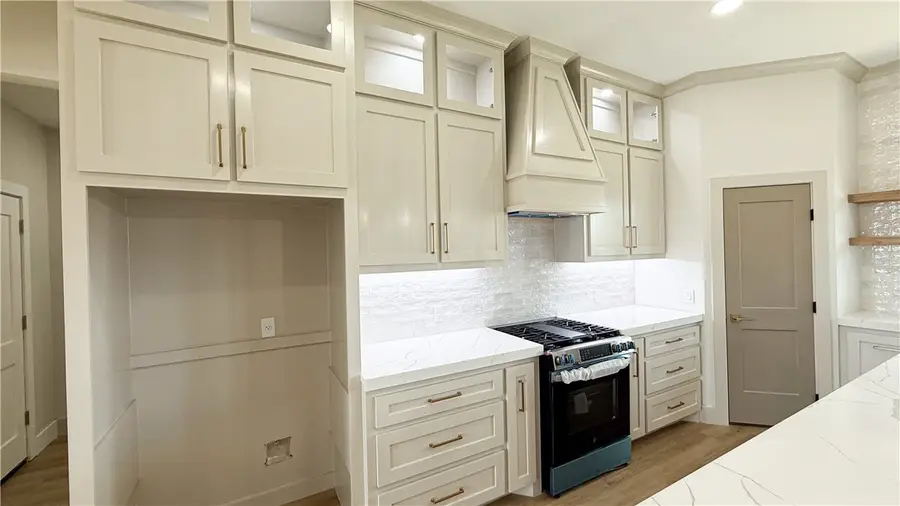 8101 Berenstain Drive, Corpus Christi, TX 78414 - #3