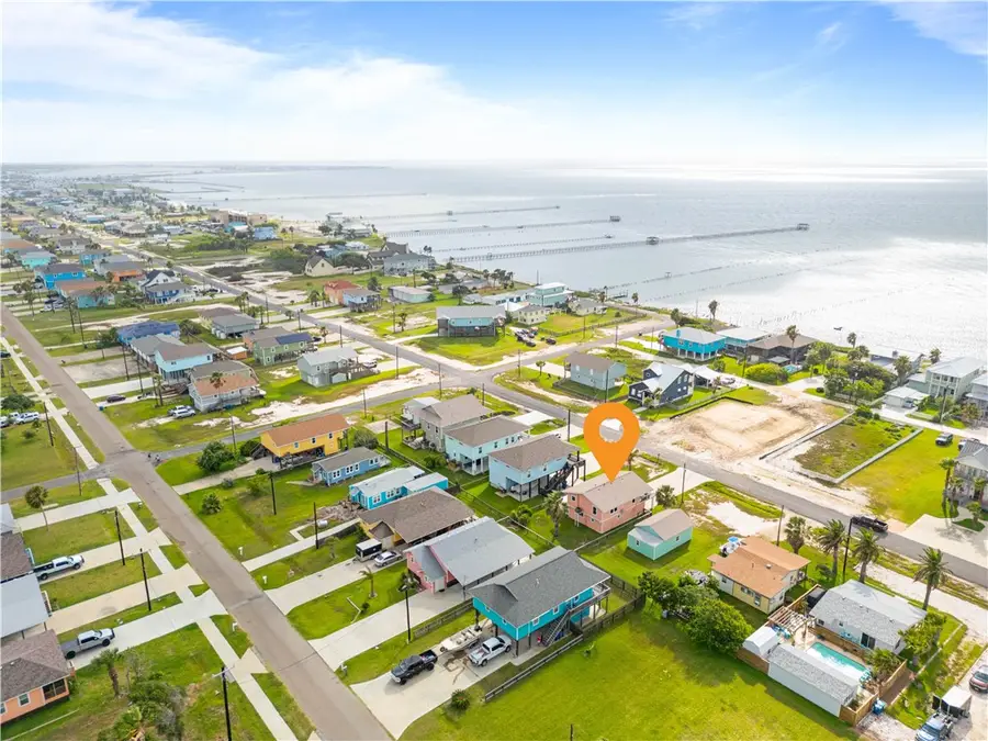 1419 S Magnolia, Rockport, TX 78382 - #2