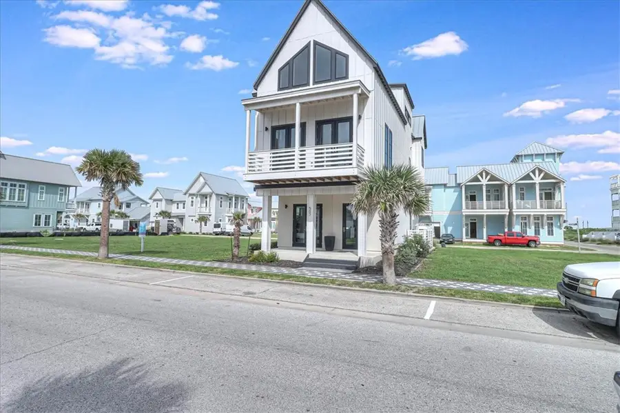 507 Sunrise Avenue, Port Aransas, TX 78373 - Image #3