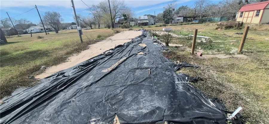 220 Palmetto Street, Refugio, TX 78377 - #2