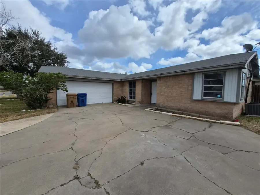 6013 Parkview Drive, Corpus Christi, TX 78415 - Image #2