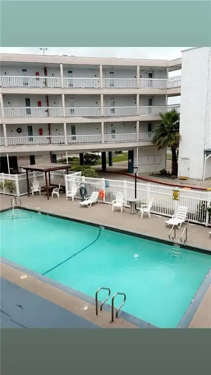 3938 Surfside #1143, Corpus Christi, TX 78402 - Image #2