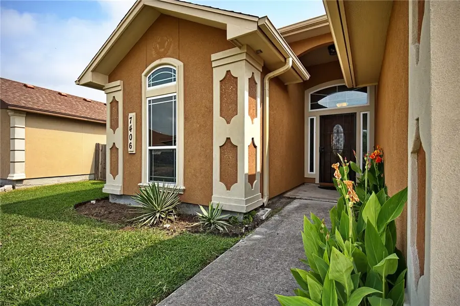 7406 Brush Creek Drive, Corpus Christi, TX 78414 - Image #2