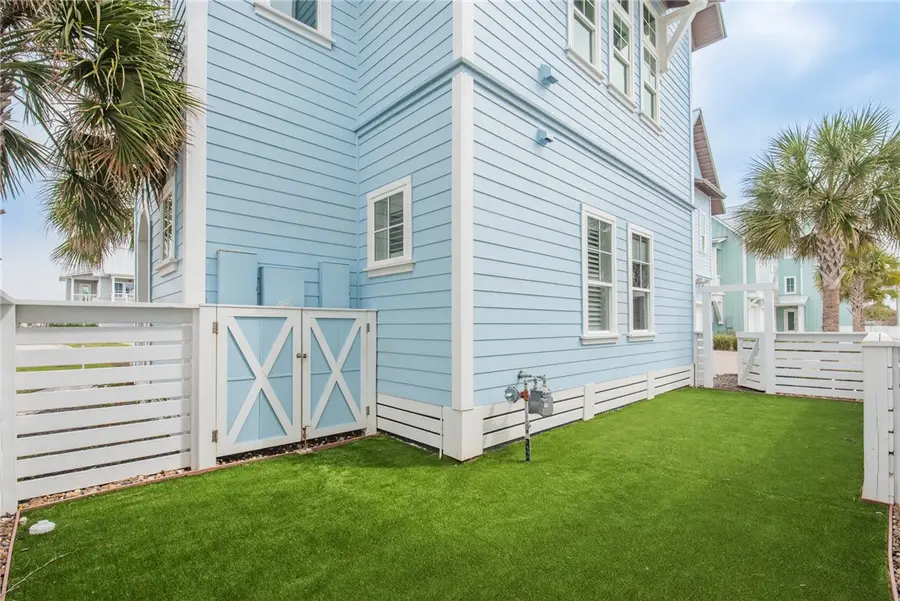 636 Kings Crown, Port Aransas, TX 78373 - #3