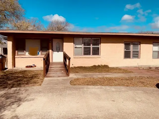 502 W Avenue A Avenue, Kingsville, TX 78363 - #1