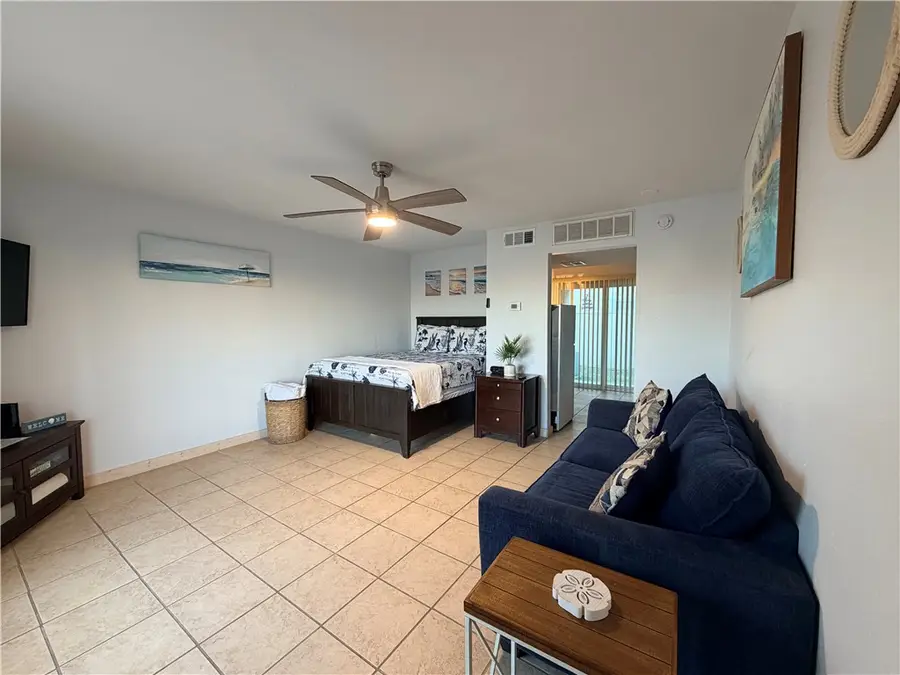 14873 Granada Drive, Corpus Christi, TX 78418 - Image #2