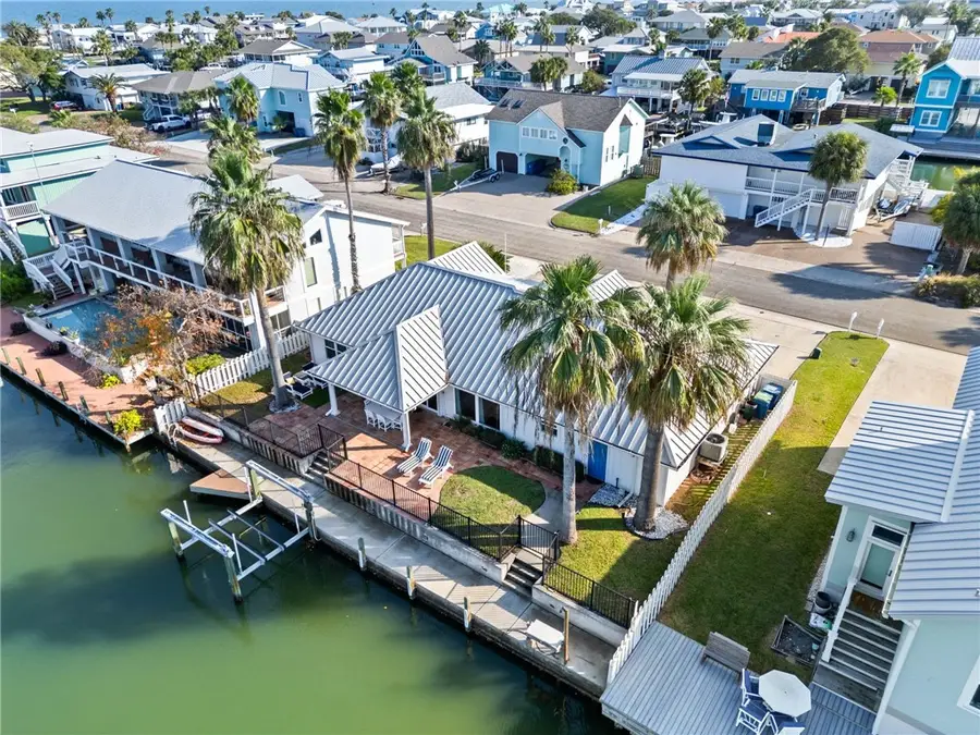 21 Flamingo Road, Rockport, TX 78382 - Image #2