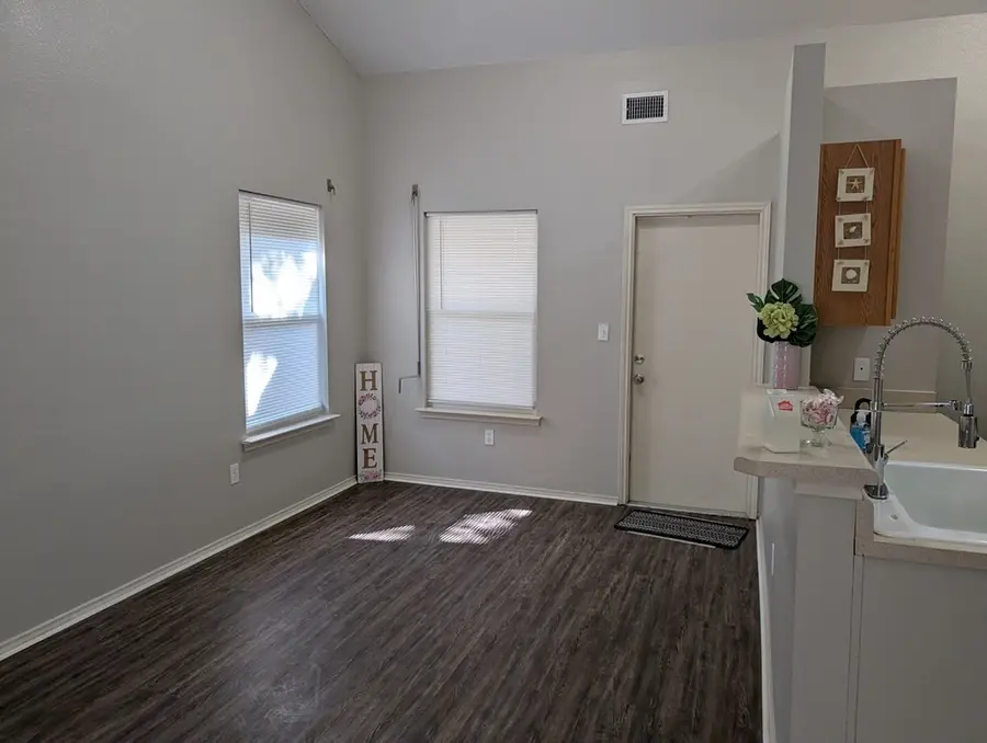 113 Sun Harbor Street, Rockport, TX 78382 - #2