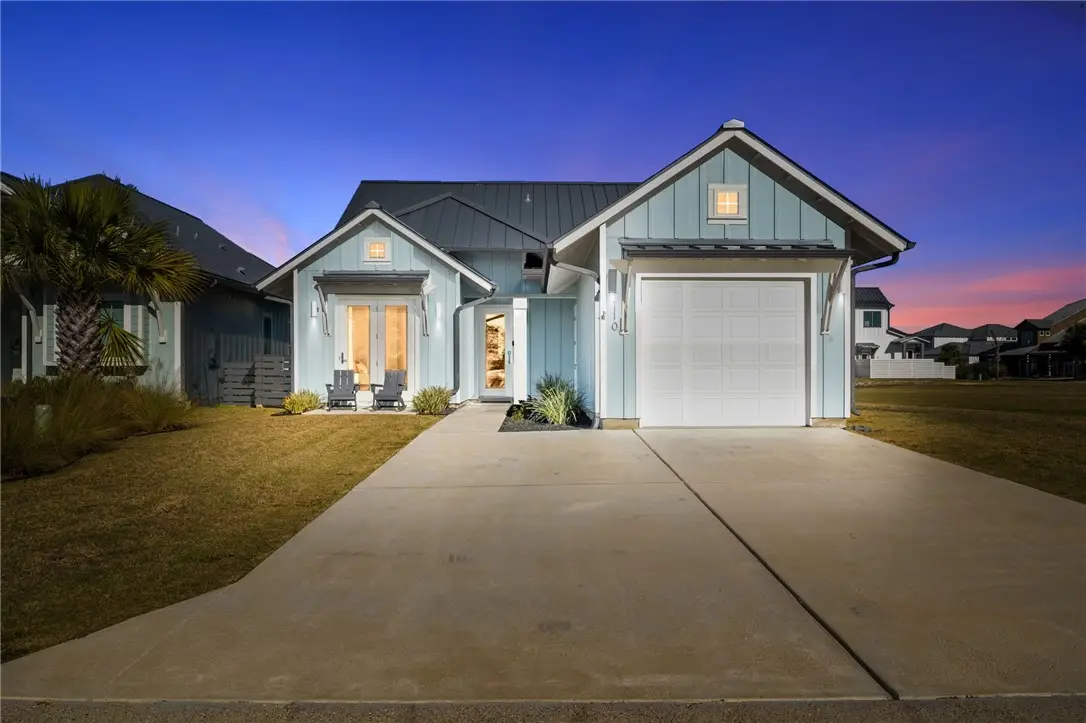 110 Foxtail Lane, Rockport, TX 78382 - Image #1