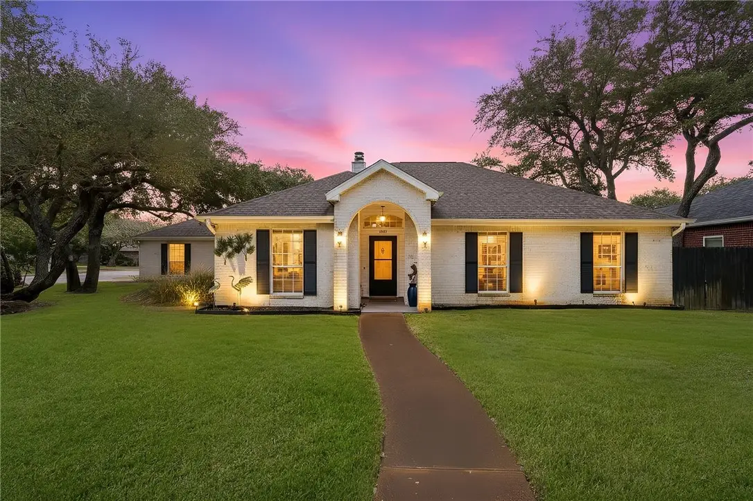 602 Bent Tree, Rockport, TX 78382 - Image #1