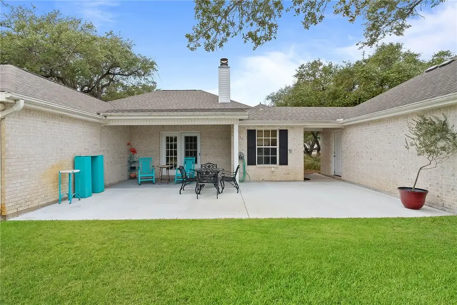 602 Bent Tree, Rockport, TX 78382 - Image #2