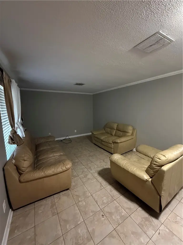 1046 Brock Drive, Corpus Christi, TX 78412 - Image #3