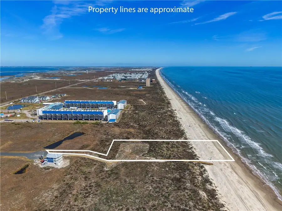 102 Mustang Island Estates Drive, Port Aransas, TX 78373 - Image #2