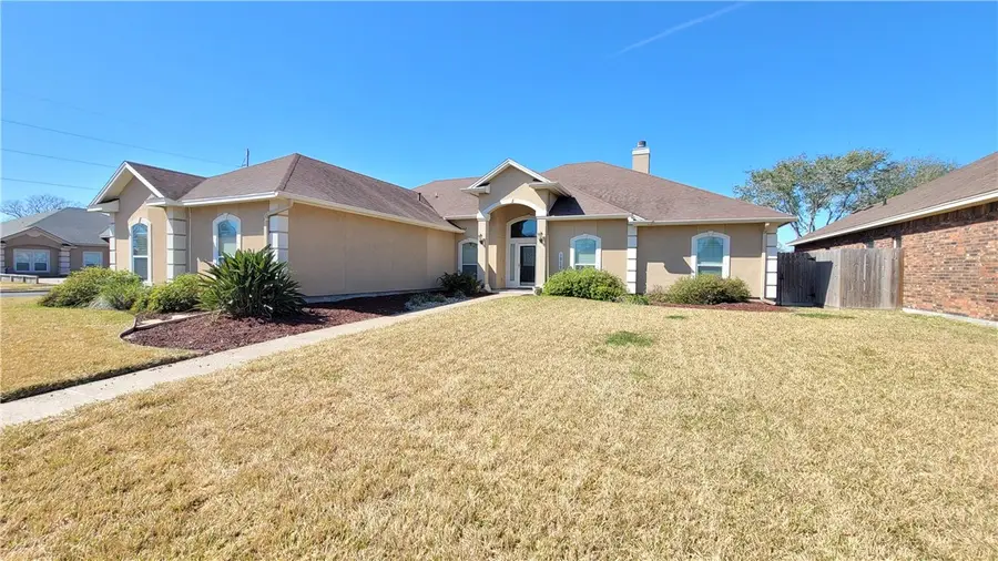 1818 Amos Court, Corpus Christi, TX 78418 - Image #3