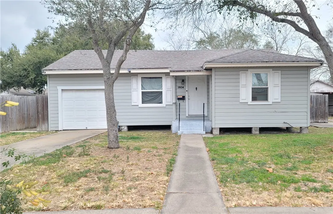 3934 Redwood Street, Corpus Christi, TX 78411 - Image #1