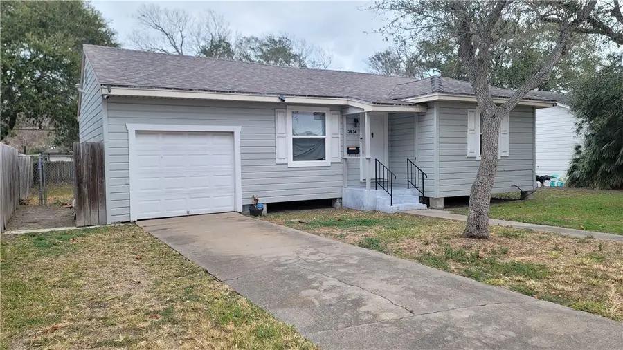 3934 Redwood Street, Corpus Christi, TX 78411 - Image #2